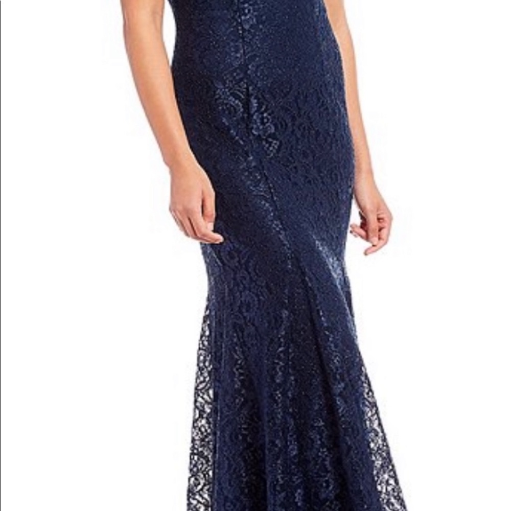 NWT R&M Richards Womens formal dress size 12 navy lace overlay with shimmer